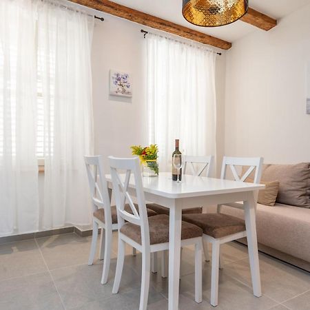 Aaa Apartments & Rooms With Free Parking Πούλα Εξωτερικό φωτογραφία
