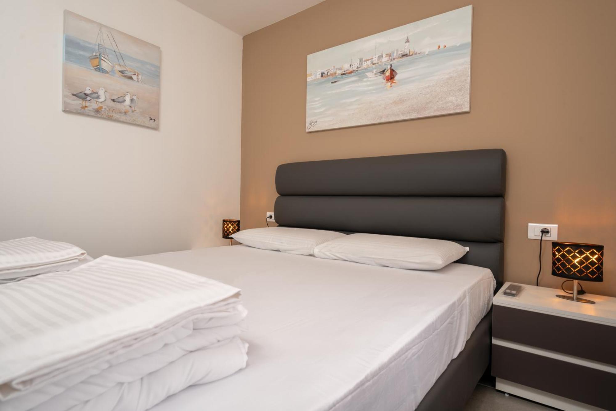Aaa Apartments & Rooms With Free Parking Πούλα Δωμάτιο φωτογραφία